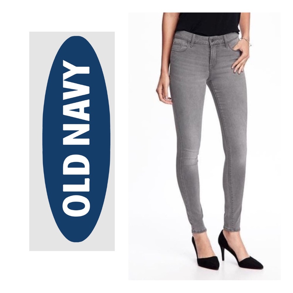 ✅ 3/$30 Old Navy Rockstar Mid-Rise 8 reg in Grey